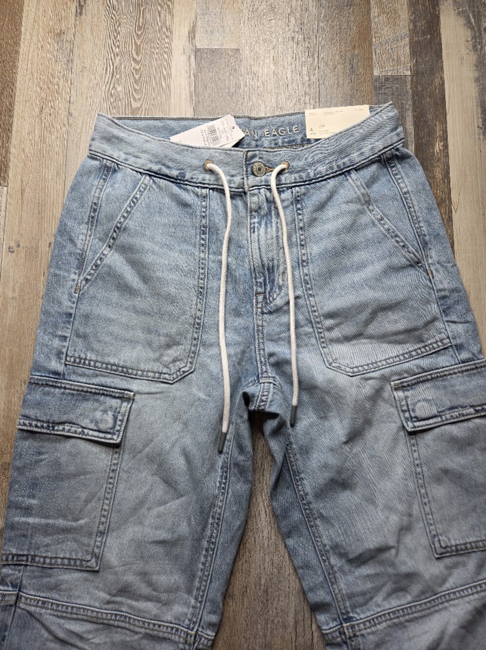 American Eagle NEW Jeans Jogger Ice Blue Size 4 27W Cargo - Picture 4 of 12